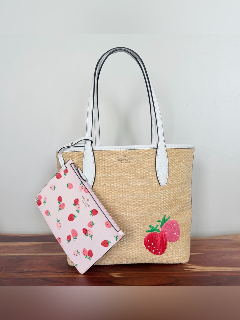 Kate Spade Two Strawberries Straw Tote Bag With Wristlet (READ DESCRIPTION)